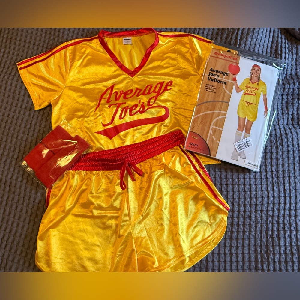 Average Joe's Yellow Costume Set